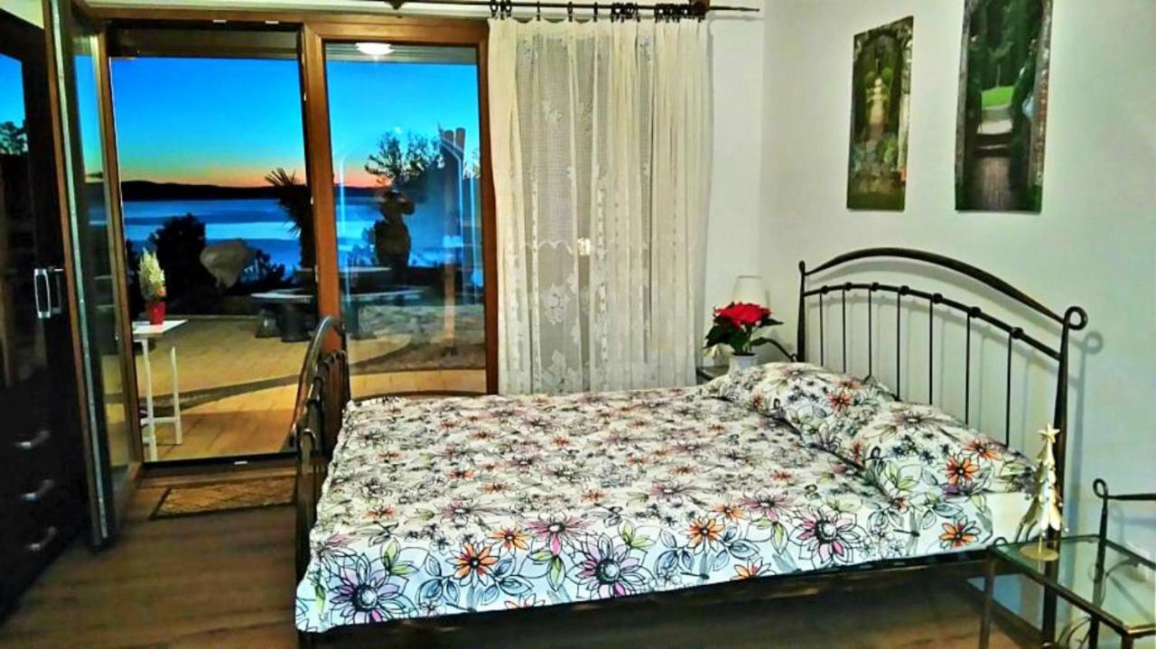 Apartment Anika Кострена Экстерьер фото